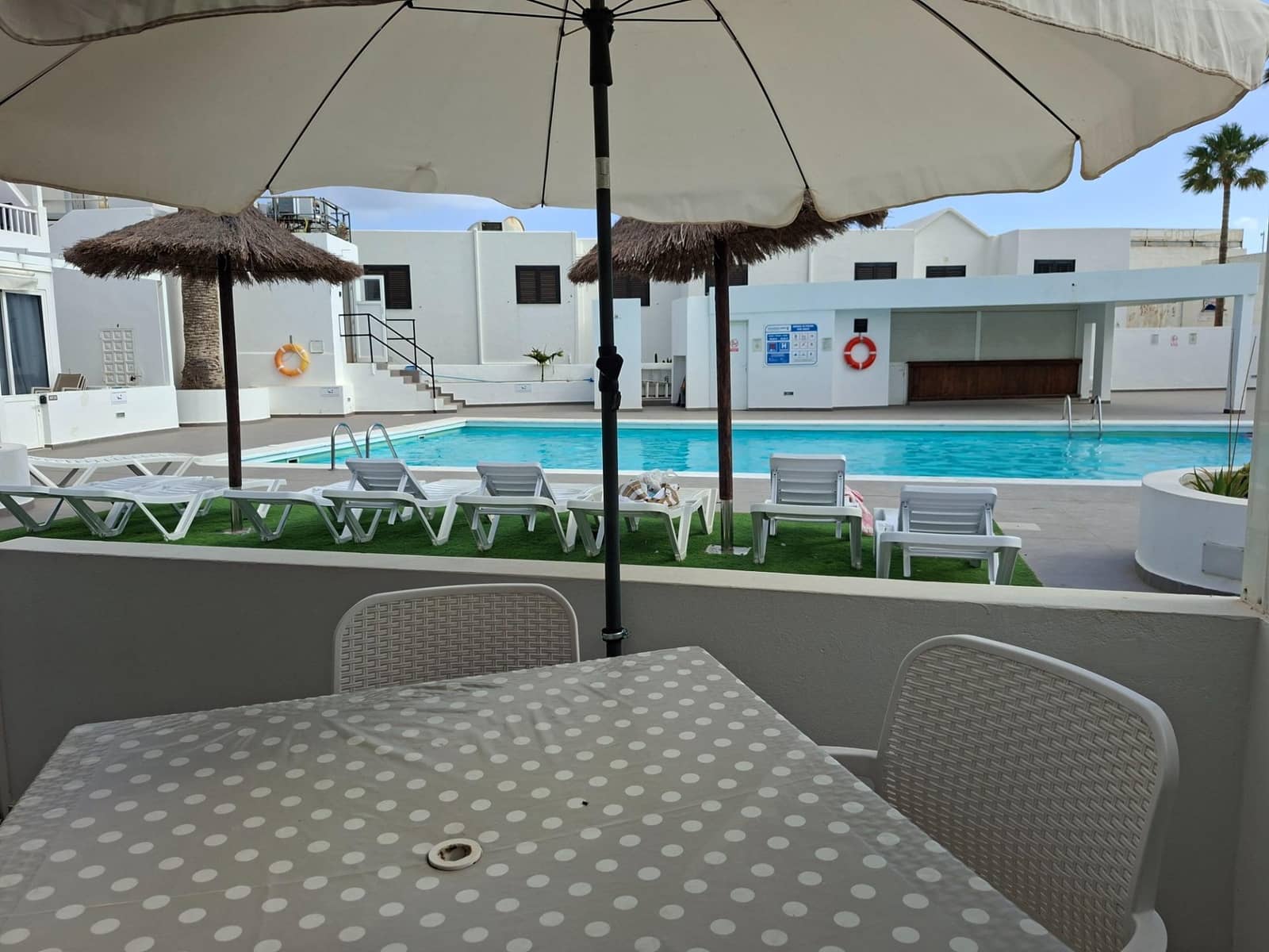 2 soveværelse Lejlighed til salg i Puerto del Carmen med swimmingpool - € 309.000 (Ref: 9794668)