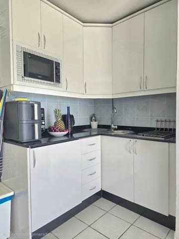 Studio til salg i Puerto del Carmen, Tías med swimmingpool - € 225.000 (Ref: 9908074)