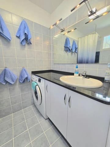 Studio til salg i Puerto del Carmen, Tías med swimmingpool - € 225.000 (Ref: 9908074)