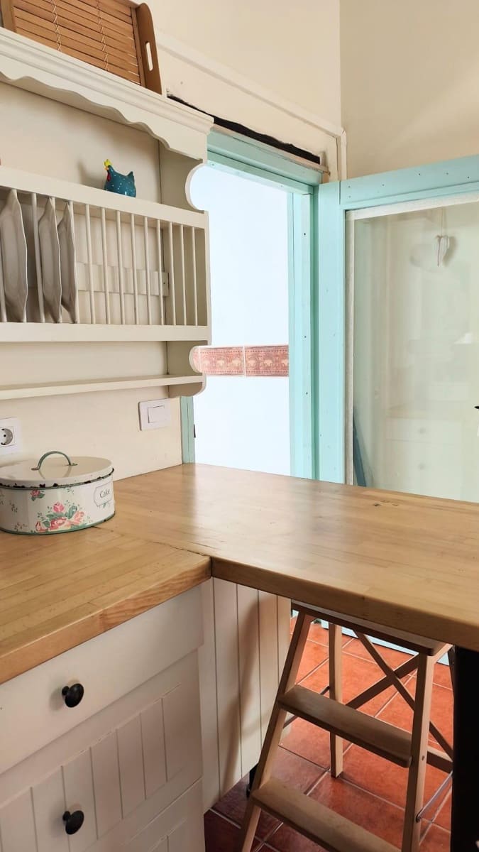 4 makuuhuone Huvila myytävänä paikassa Haria - 545 000 € (Ref: 9911111)