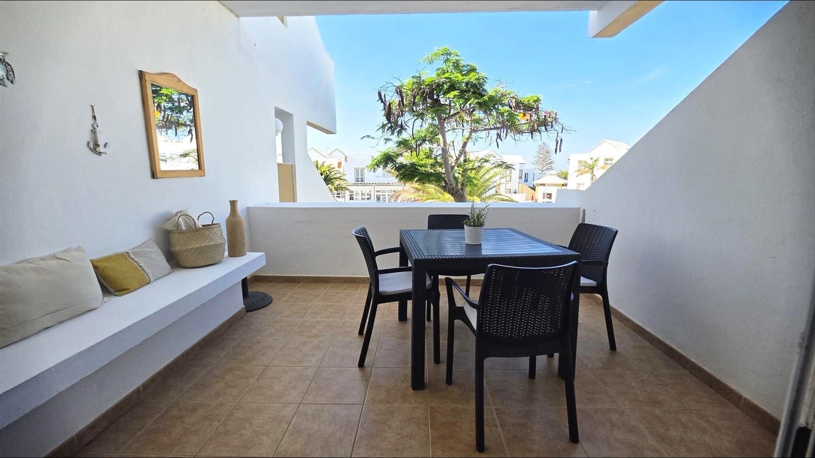 Apartamento de 1 habitación en Puerto del Carmen en venta con piscina - 219.000 € (Ref: 9920502)