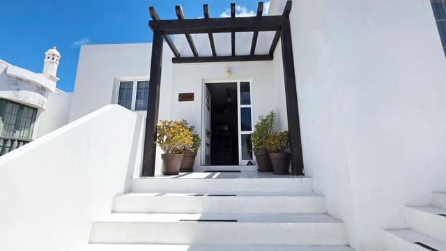 3 chambre Villa/Maison à vendre à Teguise - 519 000 € (Ref: 9924645)