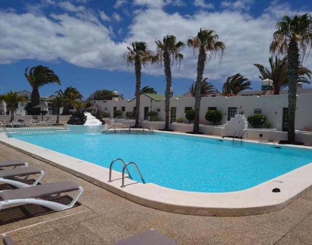 1 soveværelse Lejlighed til salg i Puerto del Carmen, Tías med swimmingpool - € 199.000 (Ref: 9945775)