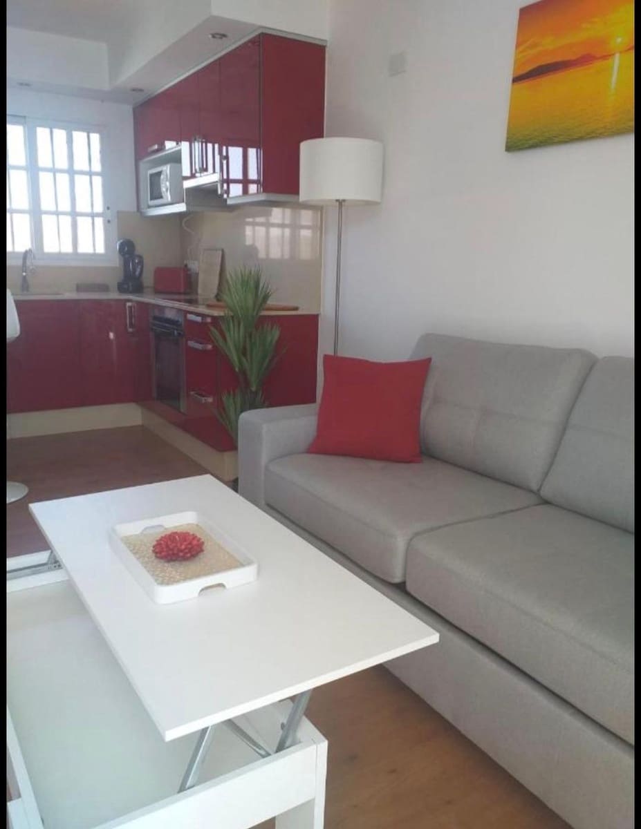 1 chambre Appartement à vendre à Puerto del Carmen avec piscine - 199 000 € (Ref: 9945775)