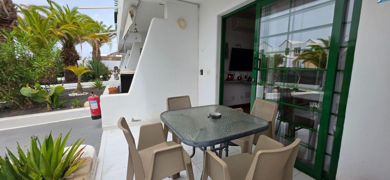 1 bedroom Apartment for sale in Puerto del Carmen with pool - € 199,000 (Ref: 9945775)