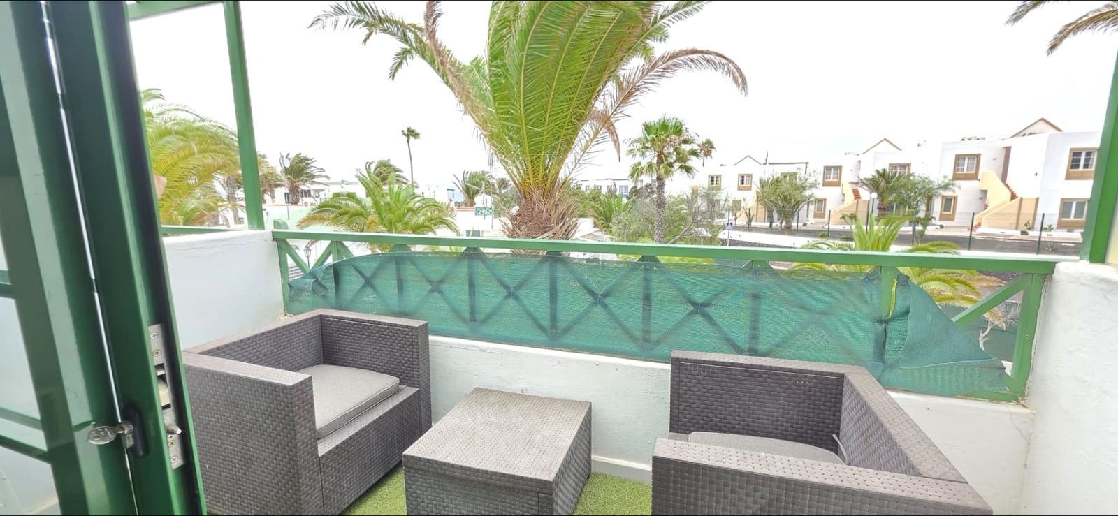 1 bedroom Apartment for sale in Puerto del Carmen with pool - € 199,000 (Ref: 9945775)