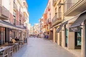 Business for rent in Palamos - € 1,200 (Ref: 9240681)