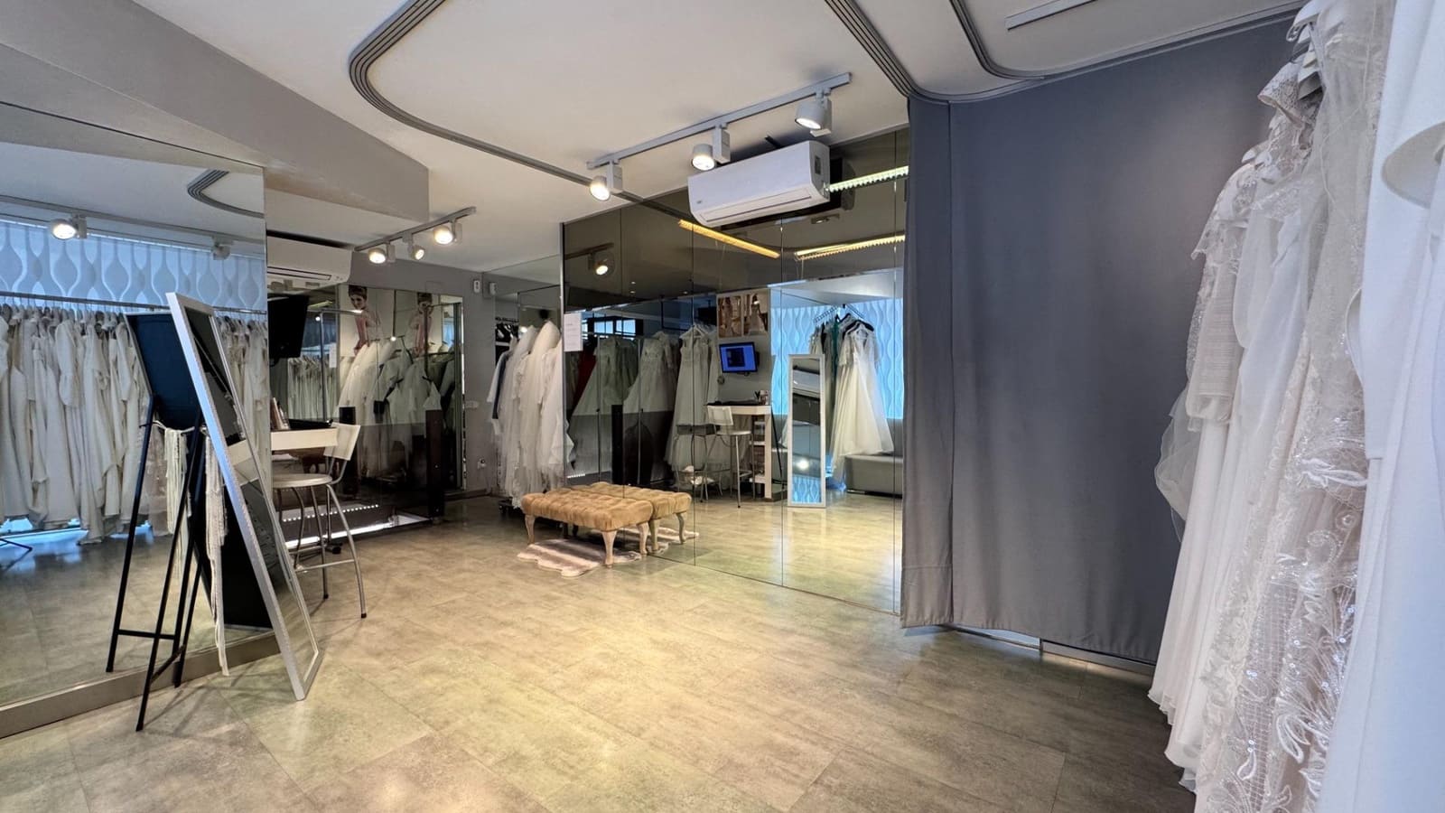 Business for rent in Palamos - € 1,200 (Ref: 9240681)