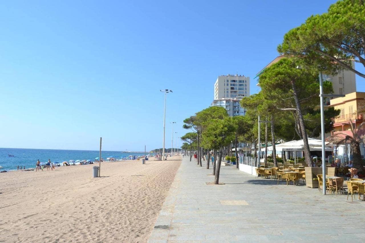 2 sovrum Kommersiell till salu i Platja d'Aro - 175 000 € (Ref: 9240687)
