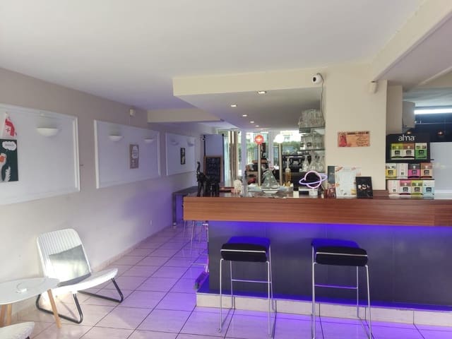 Bedrift til salgs i Platja d'Aro, Castell-Platja d'Aro - € 180 000 (Ref: 9240691)