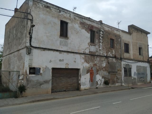 Finca/Landhuis te koop in Sant Joan de Palamós, Palamós - € 200.000 (Ref: 9240692)