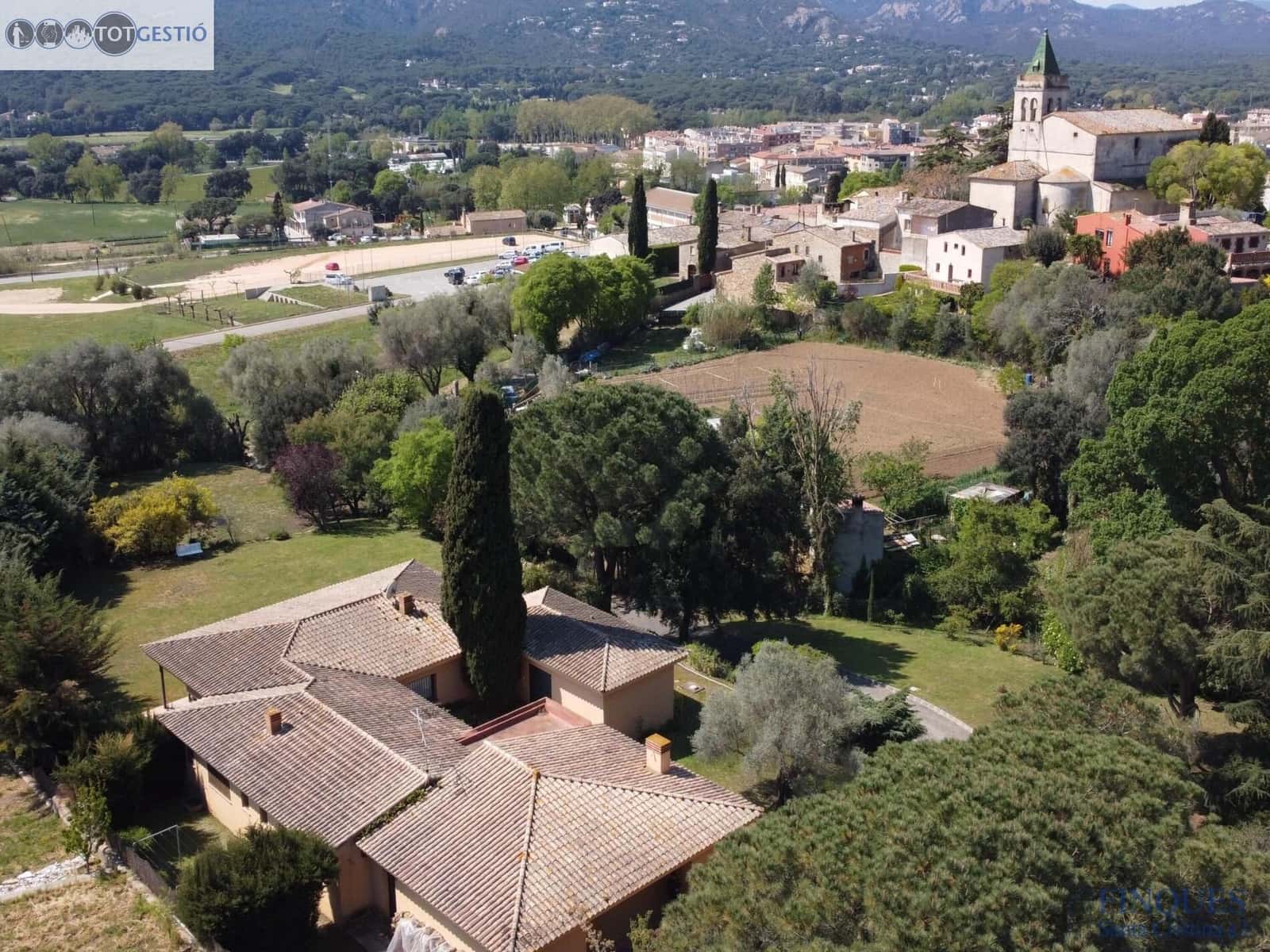 3 soveværelse Lejlighed til salg i Santa Cristina d'Aro - € 250.000 (Ref: 9240695)