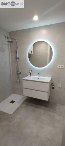 2 bedroom Apartment for sale in Sant Feliu de Guíxols - € 259,000 (Ref: 9240696)