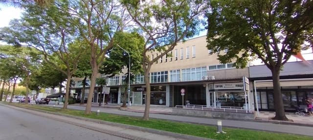 Kontor til salgs i Platja d'Aro, Castell-Platja d'Aro - € 353 000 (Ref: 9240699)