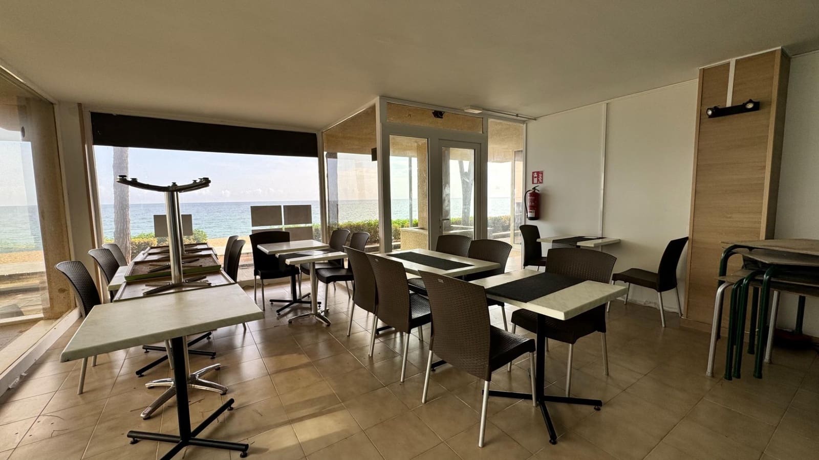 Local Comercial en Platja d'Aro en venta - 400.000 € (Ref: 9240701)