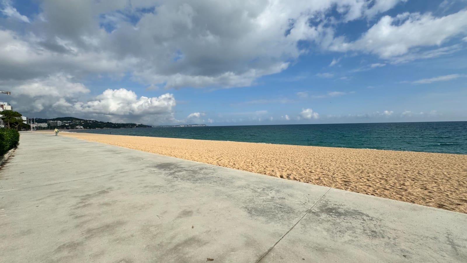 Local Comercial en Platja d'Aro en venta - 400.000 € (Ref: 9240701)