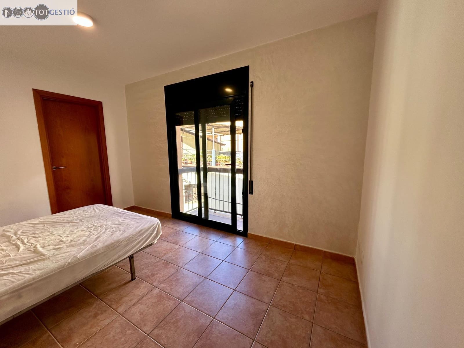 4 sovrum Lägenhet till salu i Sant Hilari Sacalm - 250 000 € (Ref: 9335196)