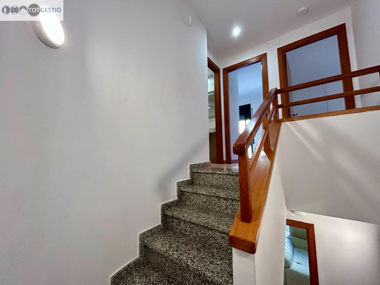 4 sovrum Lägenhet till salu i Sant Hilari Sacalm - 250 000 € (Ref: 9335196)