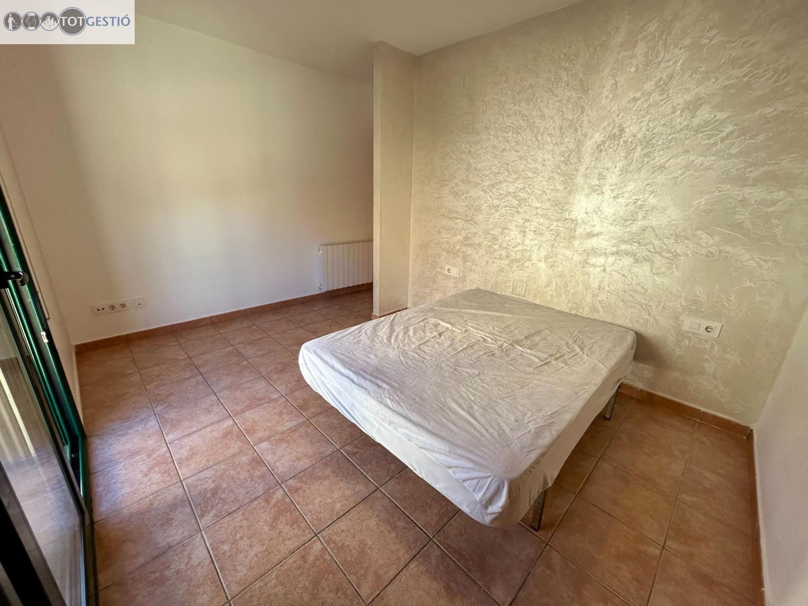 4 sovrum Lägenhet till salu i Sant Hilari Sacalm - 250 000 € (Ref: 9335196)