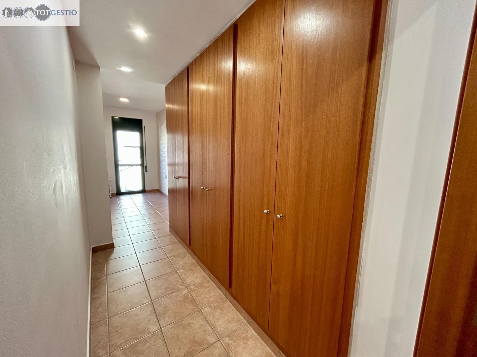 4 sovrum Lägenhet till salu i Sant Hilari Sacalm - 250 000 € (Ref: 9335196)