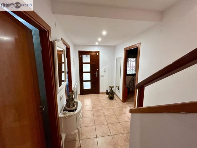 4 camera da letto Appartamento in vendita in Sant Hilari Sacalm - 250.000 € (Rif: 9335196)