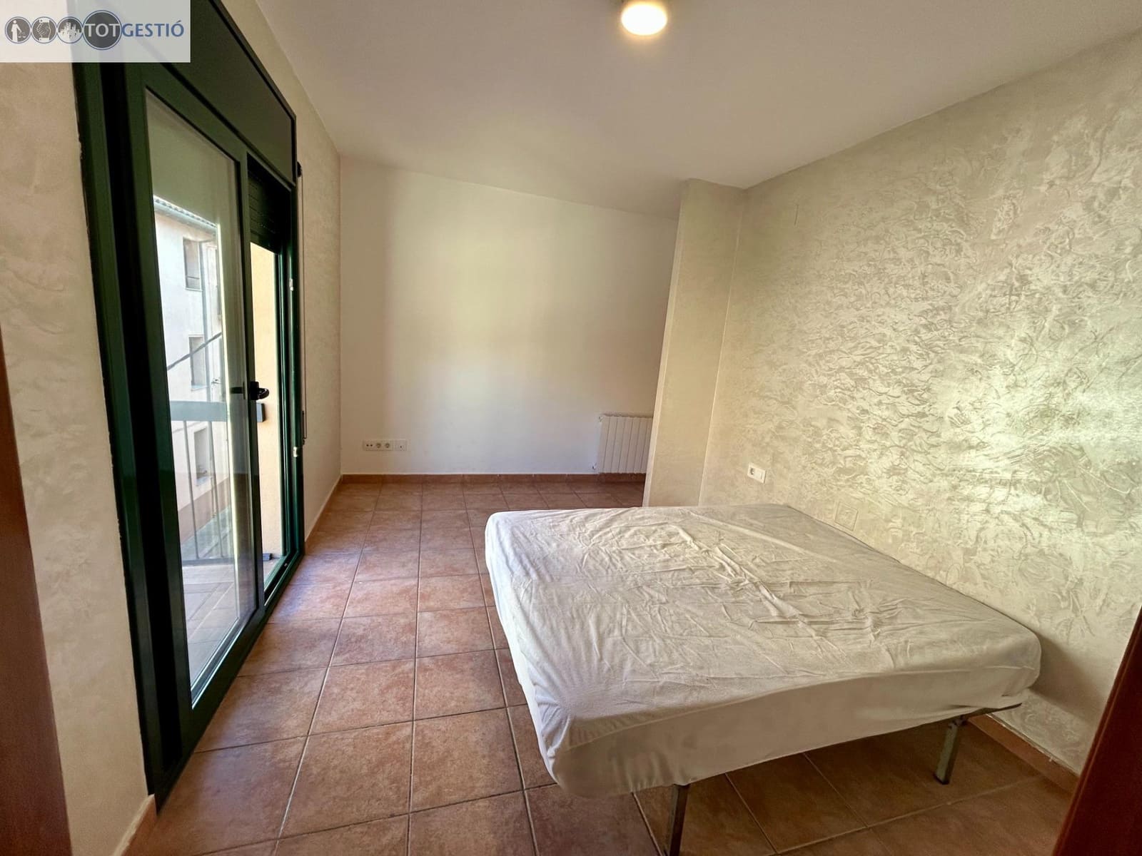 4 quarto Apartamento para venda em Sant Hilari Sacalm - 250 000 € (Ref: 9335196)