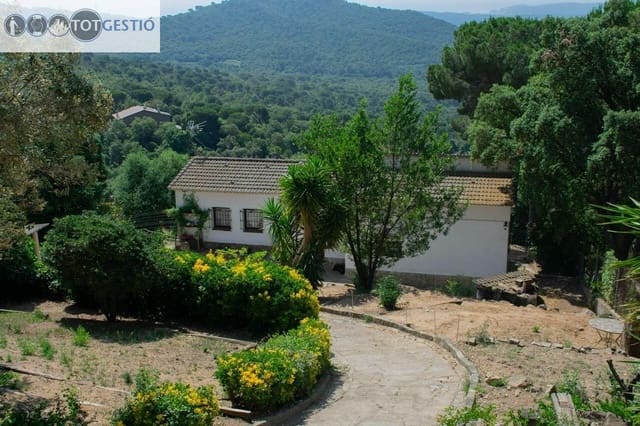 Chalet de 3 habitaciones en Santa Cristina d'Aro en venta con garaje - 315.000 € (Ref: 9367749)