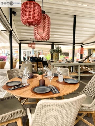 Kommersiell til salgs i Platja d'Aro, Castell-Platja d'Aro - € 650 000 (Ref: 9452291)