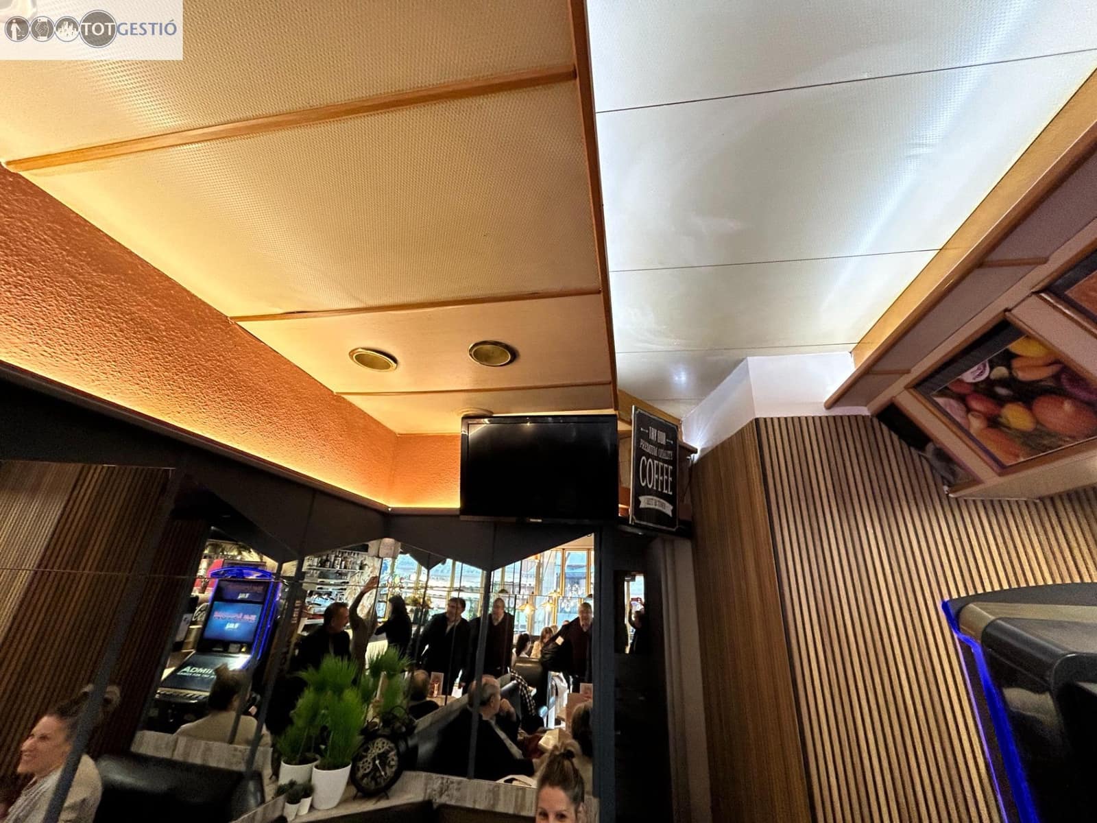 Comercial para arrendar em Platja d'Aro - 1 500 € (Ref: 9456491)