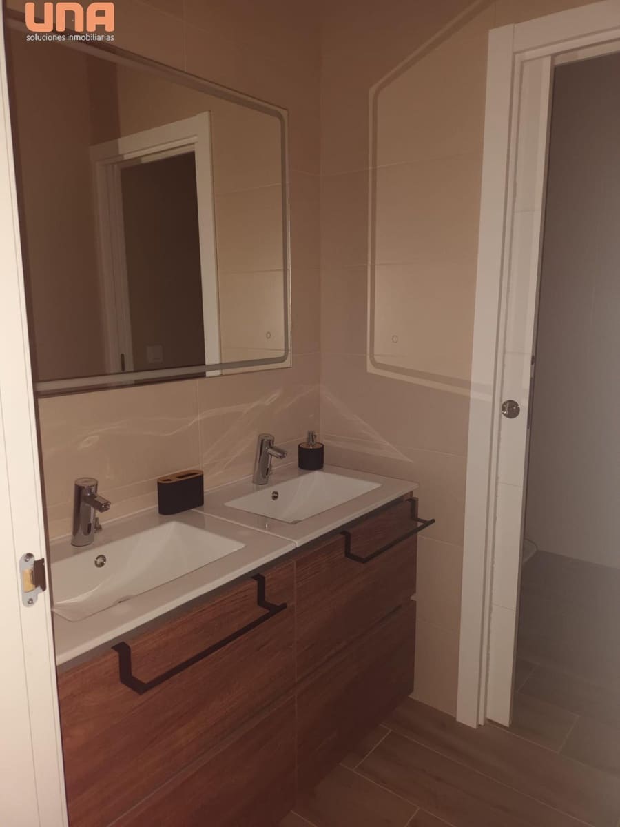 Loft for rent in Cordoba city - € 595 (Ref: 9438176)