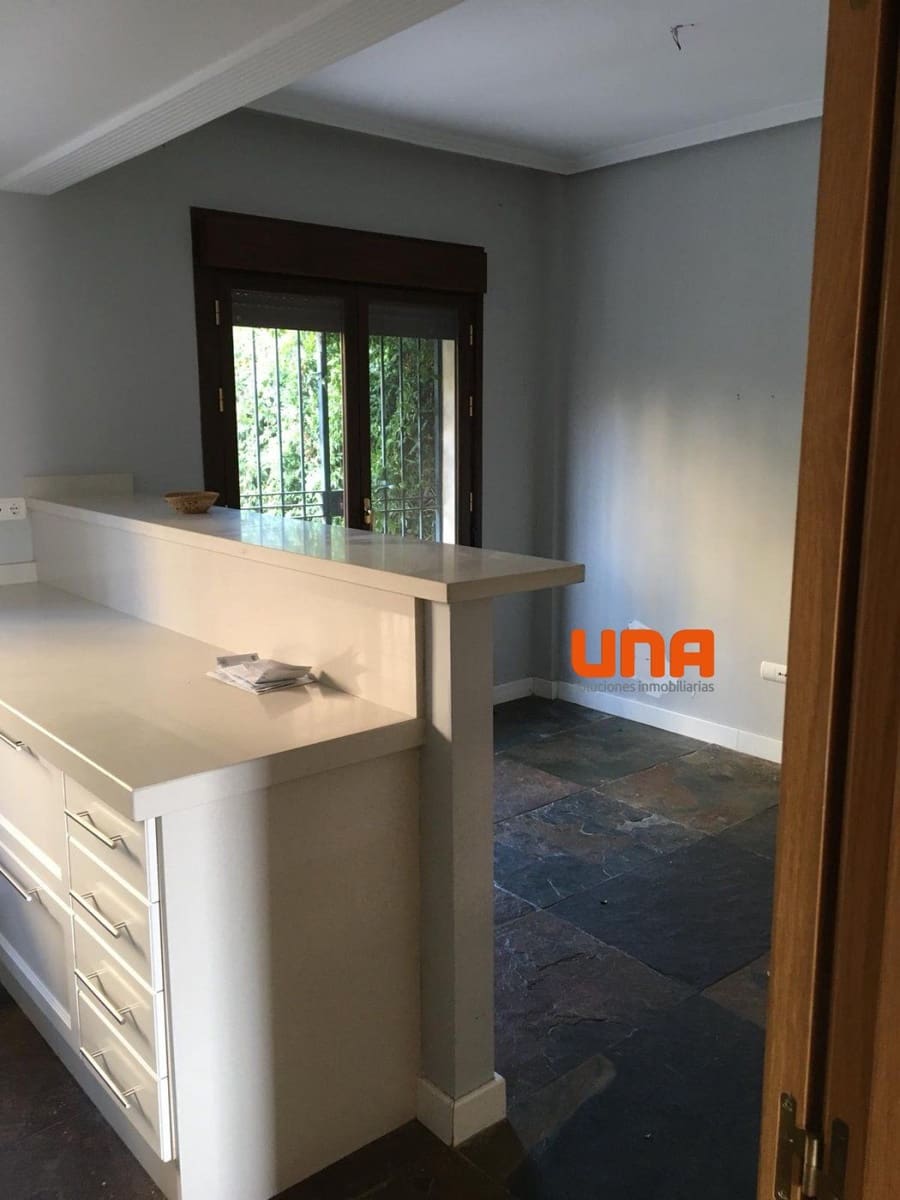 4 bedroom Terraced Villa for sale in Cordoba city with pool garage - € 380,000 (Ref: 9438177)