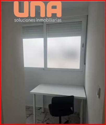 4 bedroom Flat for rent in Parque Cruz Conde, Córdoba city - € 1,000 (Ref: 9438179)