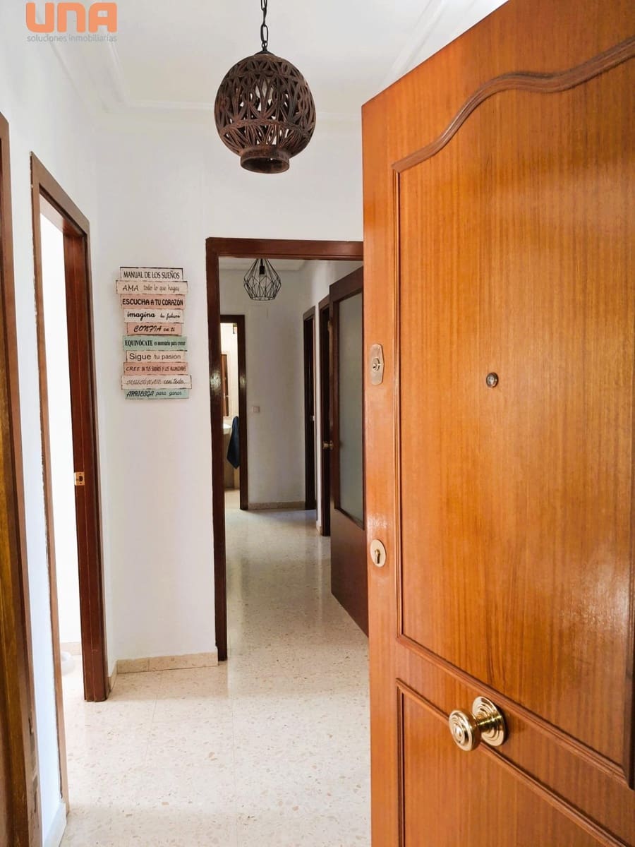 4 soveværelse Lejlighed til salg i Cordoba by - € 120.000 (Ref: 9438180)