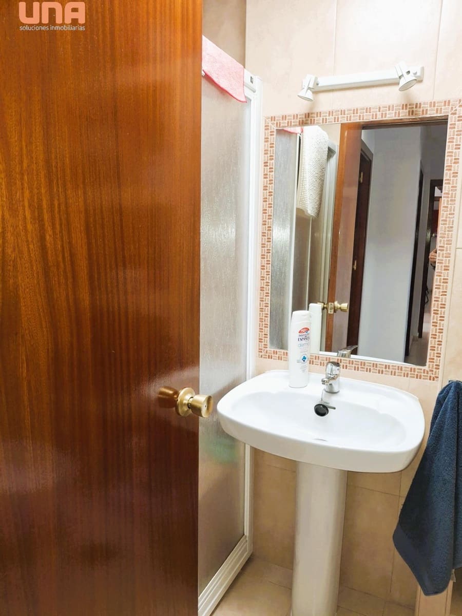 4 soveværelse Lejlighed til salg i Cordoba by - € 120.000 (Ref: 9438180)