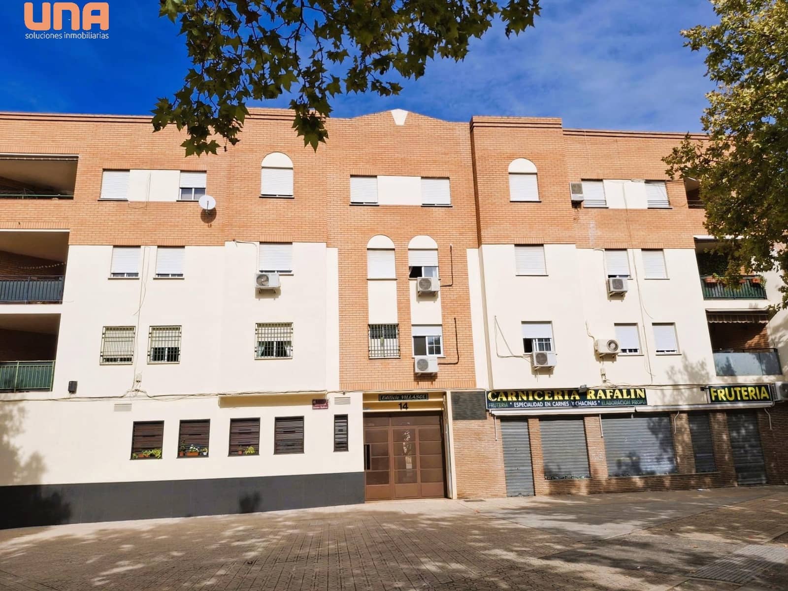 4 soveværelse Lejlighed til salg i Cordoba by - € 120.000 (Ref: 9438180)