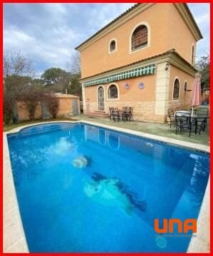 5 makuuhuone Maalaistalo myytävänä paikassa Cordoba kaupunki mukana uima-altaan 
autotalli - 179 900 € (Ref: 9438183)