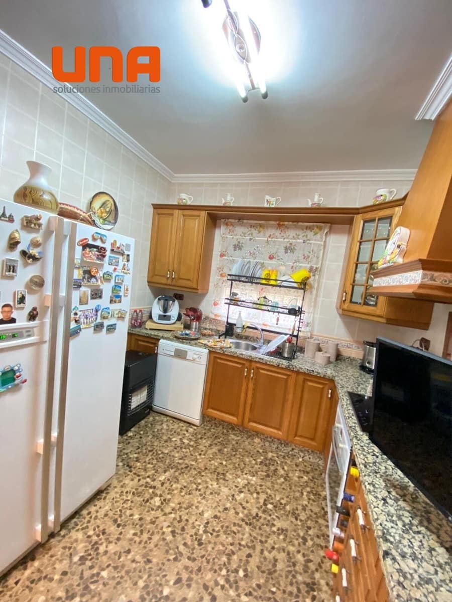 5 makuuhuone Maalaistalo myytävänä paikassa Cordoba kaupunki mukana uima-altaan 
autotalli - 179 900 € (Ref: 9438183)