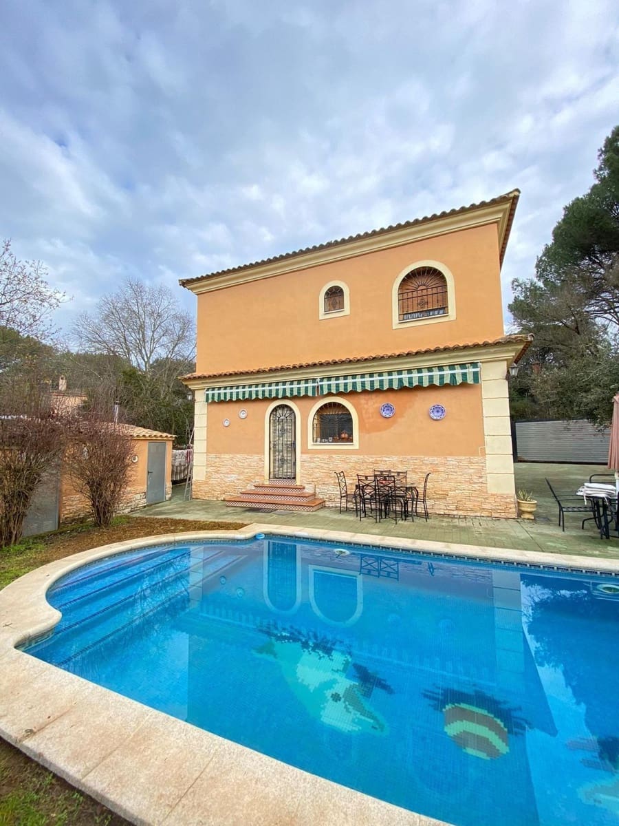 5 makuuhuone Maalaistalo myytävänä paikassa Cordoba kaupunki mukana uima-altaan 
autotalli - 179 900 € (Ref: 9438183)