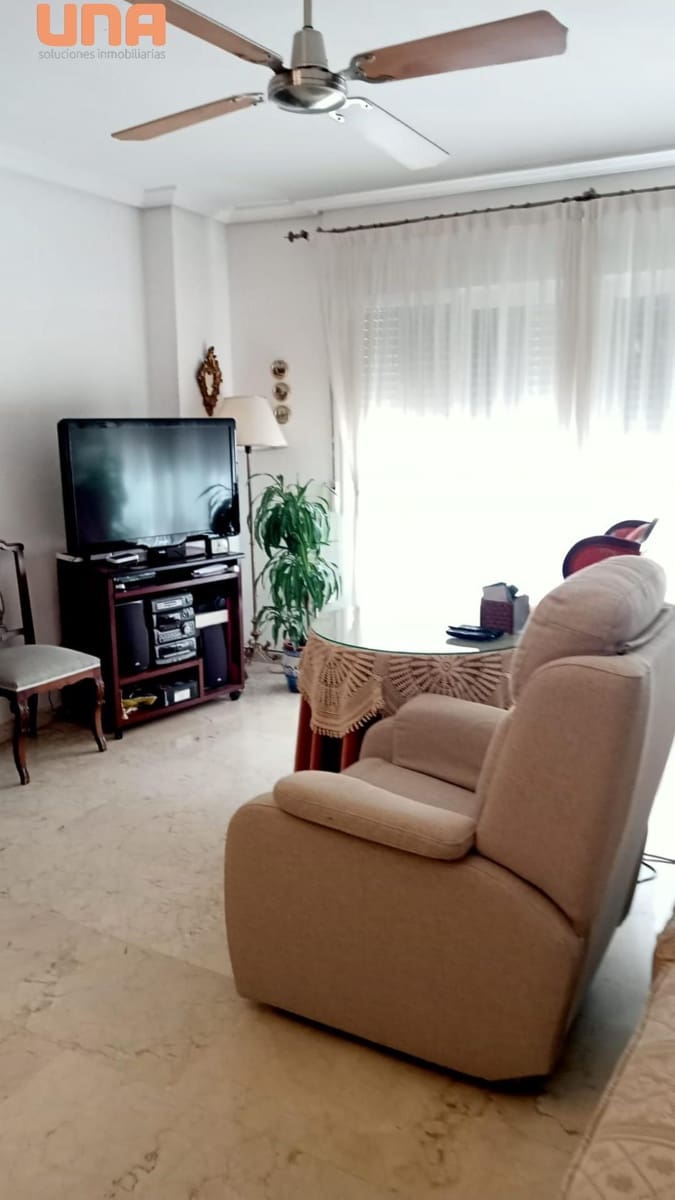 4 Zimmer Wohnung zu verkaufen in Cordoba Stadt mit Garage - 350.000 € (Ref: 9438186)