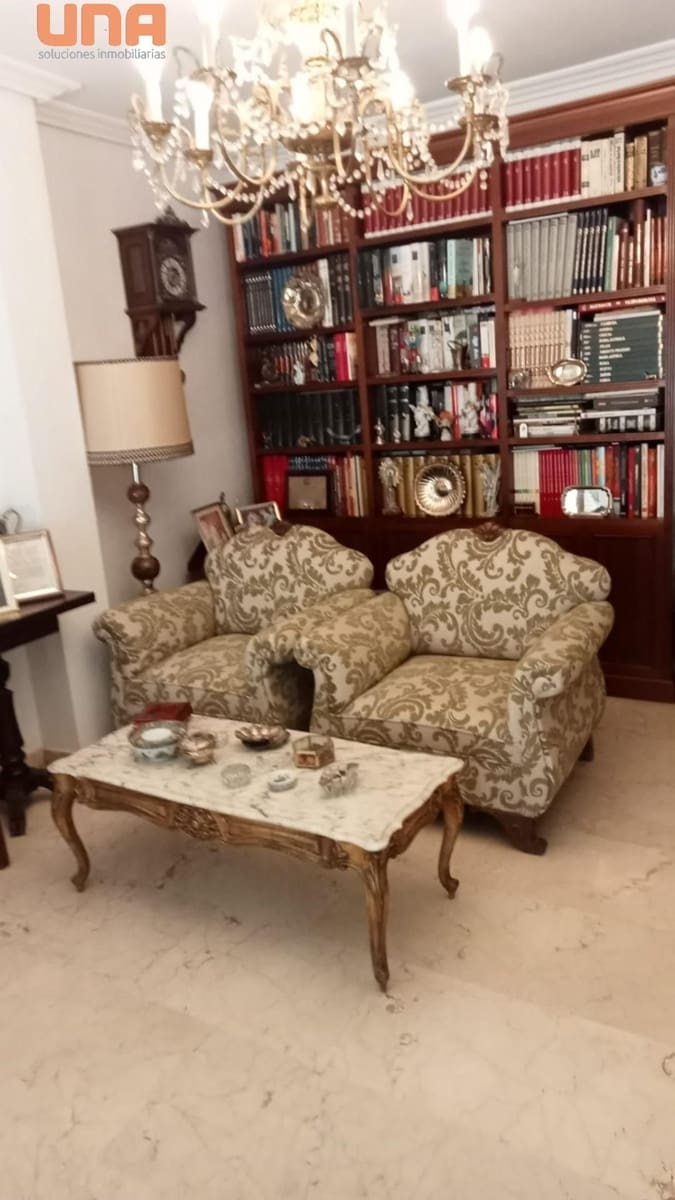 4 Zimmer Wohnung zu verkaufen in Cordoba Stadt mit Garage - 350.000 € (Ref: 9438186)