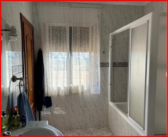 3 soveværelse Byhus til salg i Cordoba by med garage - € 186.000 (Ref: 9438195)