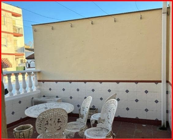 4 soveværelse Byhus til salg i Cordoba by - € 185.000 (Ref: 9438196)