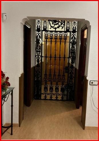 4 soveværelse Byhus til salg i Cordoba by - € 185.000 (Ref: 9438196)