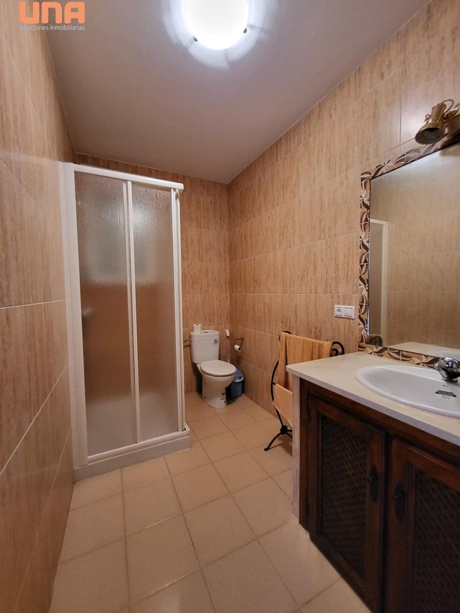 5 bedroom Townhouse for sale in El Viso - € 72,000 (Ref: 9438197)