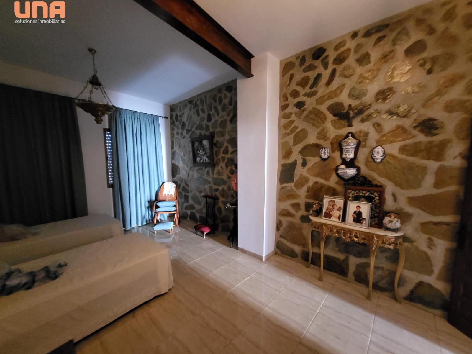 5 bedroom Townhouse for sale in El Viso - € 72,000 (Ref: 9438197)