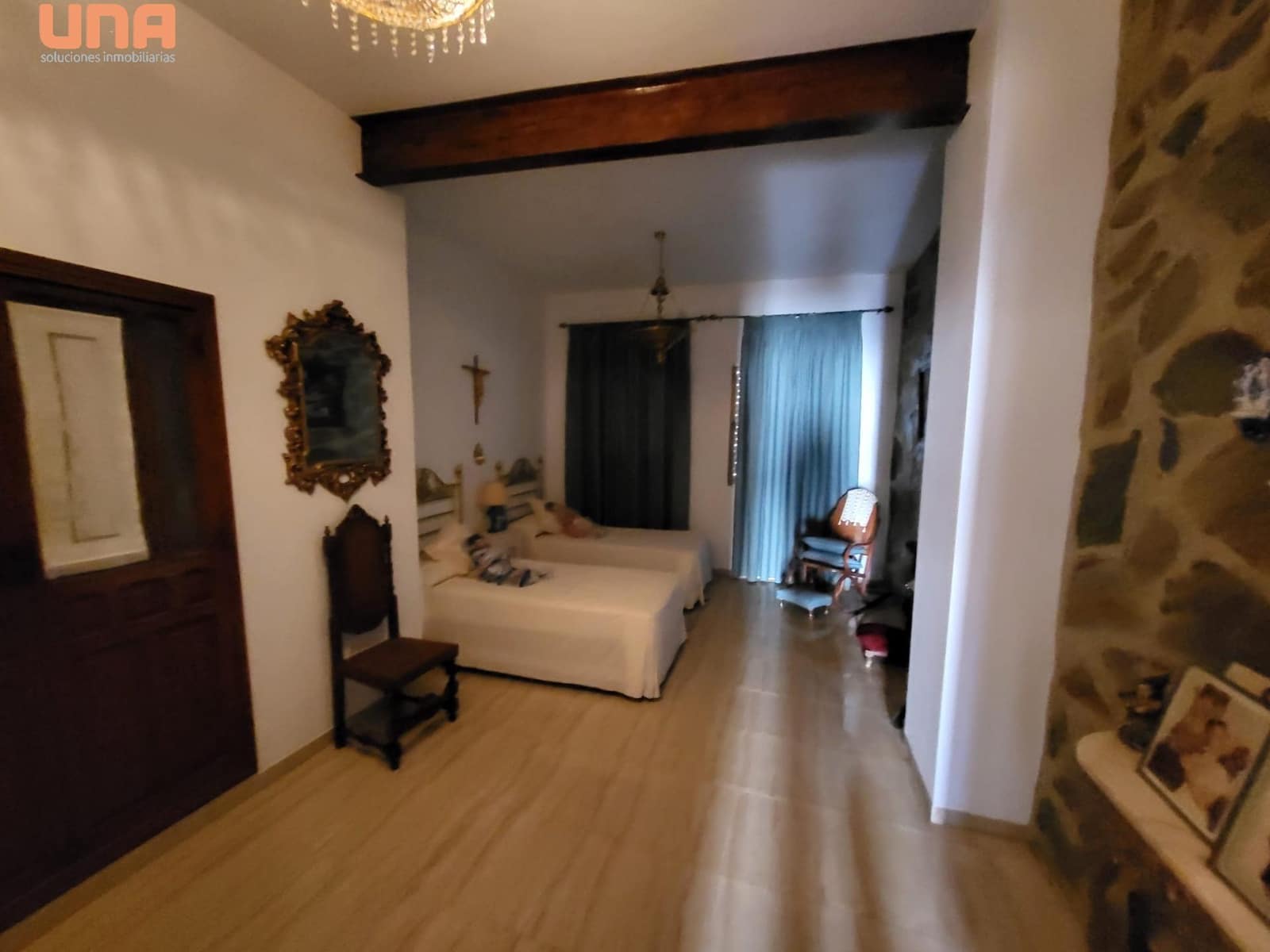 5 bedroom Townhouse for sale in El Viso - € 72,000 (Ref: 9438197)