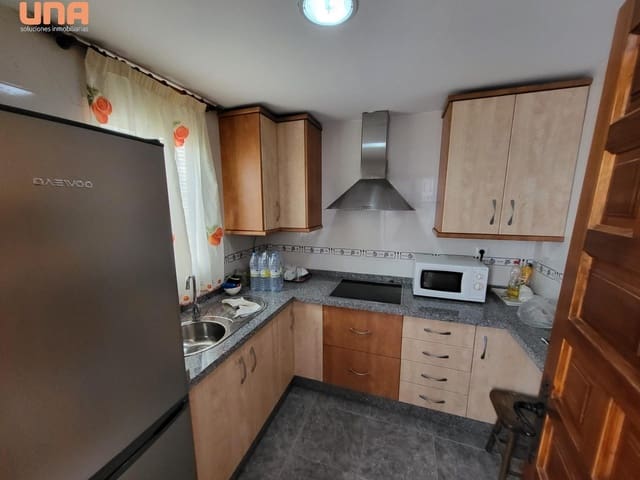 5 bedroom Townhouse for sale in El Viso - € 72,000 (Ref: 9438197)