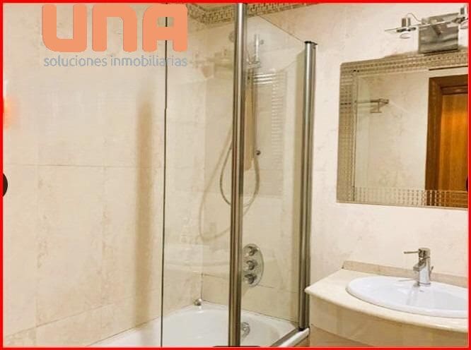 4 slaapkamer Flat te koop in Cordoba stad met garage - € 430.000 (Ref: 9438199)