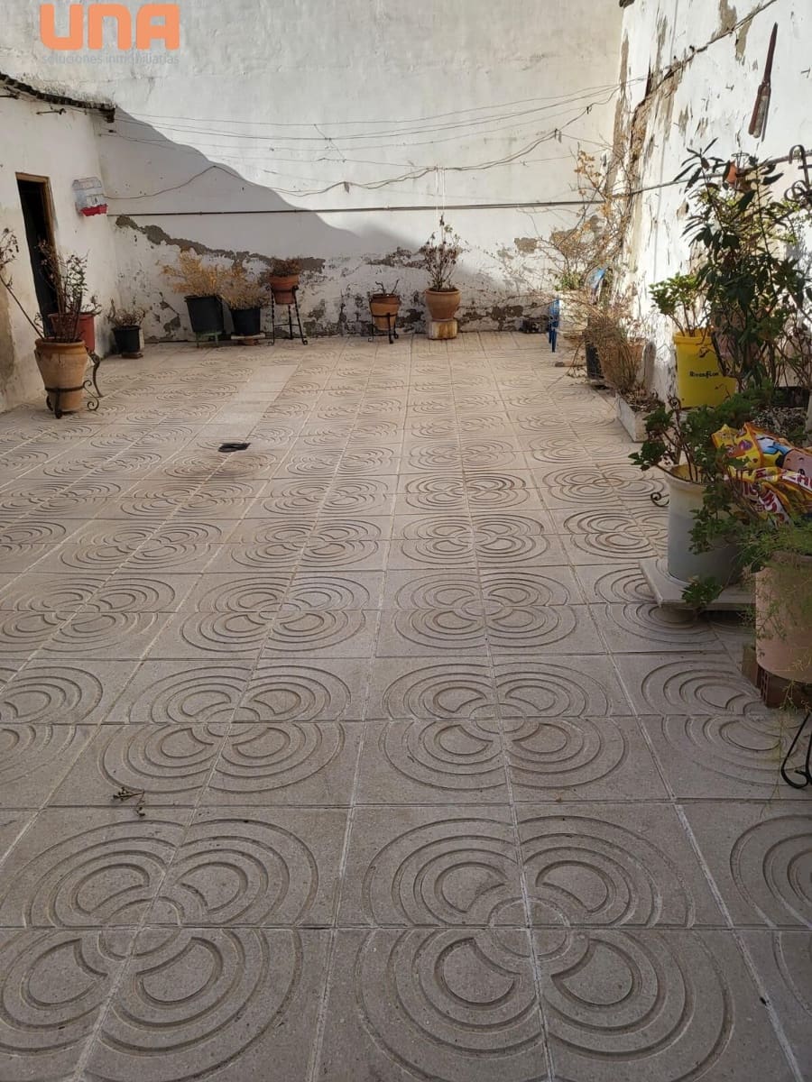 10 slaapkamer Huis te koop in Cordoba stad - € 360.000 (Ref: 9438203)