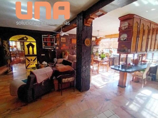 7 slaapkamer Villa te koop in Cordoba stad met zwembad - € 495.000 (Ref: 9438204)